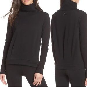 ALO Clarify Turtleneck Sweatshirt Black Size XS, Small? logo Back Travel Cozy